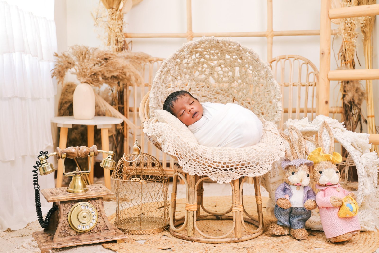 hero-img-01 baby Photot